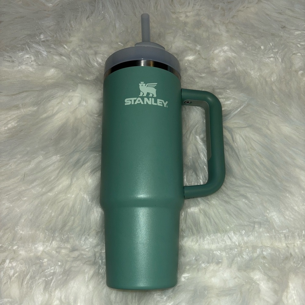 Stanley Green Tumbler with Handle
